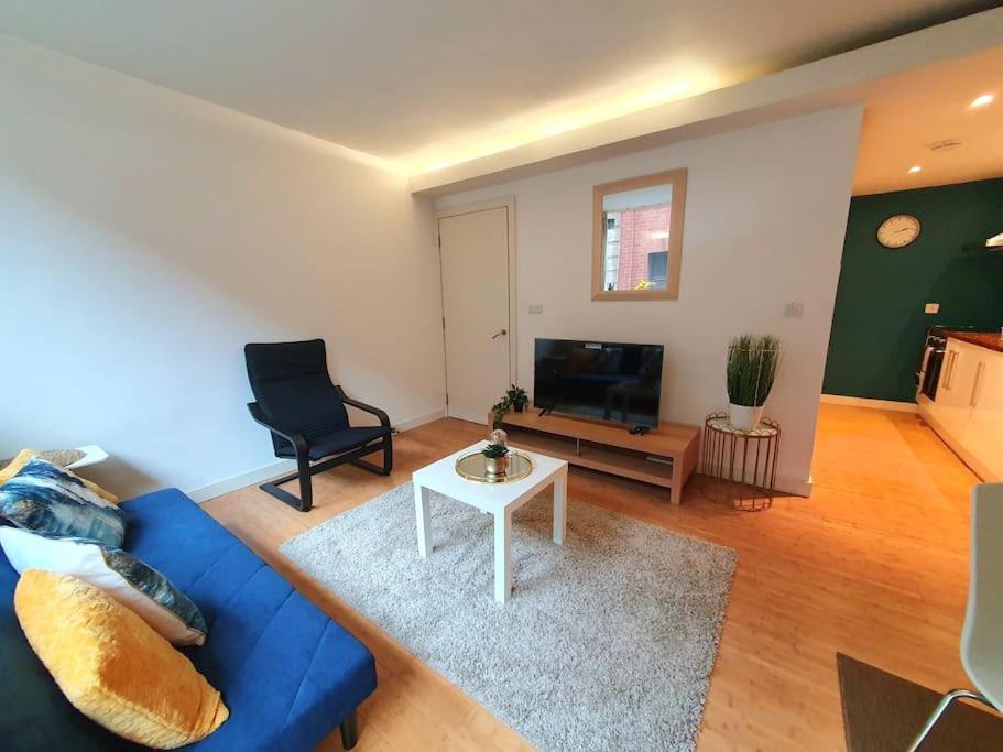 Perfect For Corporate & Business Travellers - Leeds City Centre - 3 Beds Apt - Monthly Offers Leeds (West Yorkshire)